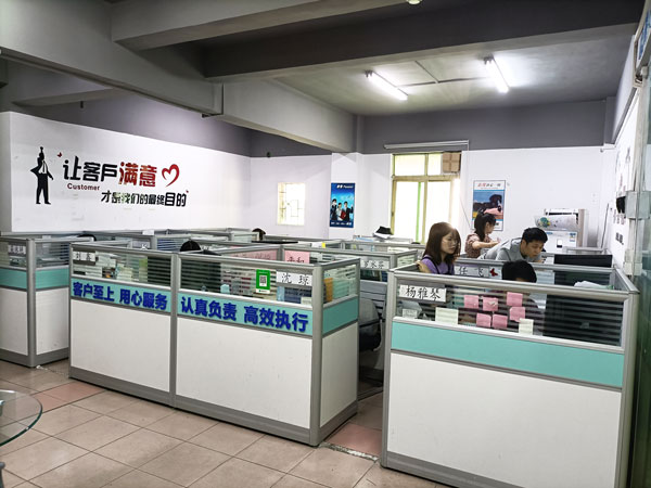 东莞顺景财税-办公场景